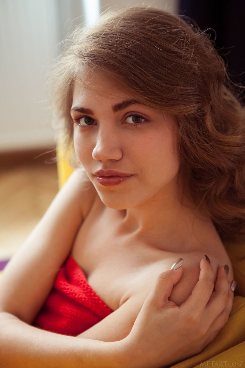 Валерия, 19